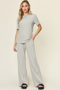 Round Neck Short Sleeve T-Shirt and Wide Leg Pants Set (multiple color options)