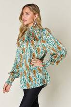 Load image into Gallery viewer, Printed Smocked Long Sleeve Blouse
