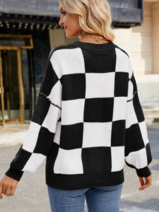 Checkered Round Neck Long Sleeve Sweater (multiple color options)