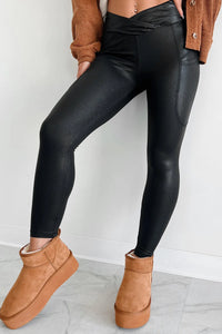 Marbleized Pocketed V-Cut Waist Leggings