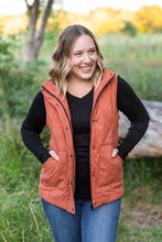 Load image into Gallery viewer, Corduroy Vest - Pumpkin
