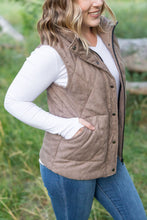 Load image into Gallery viewer, Corduroy Vest - Mocha
