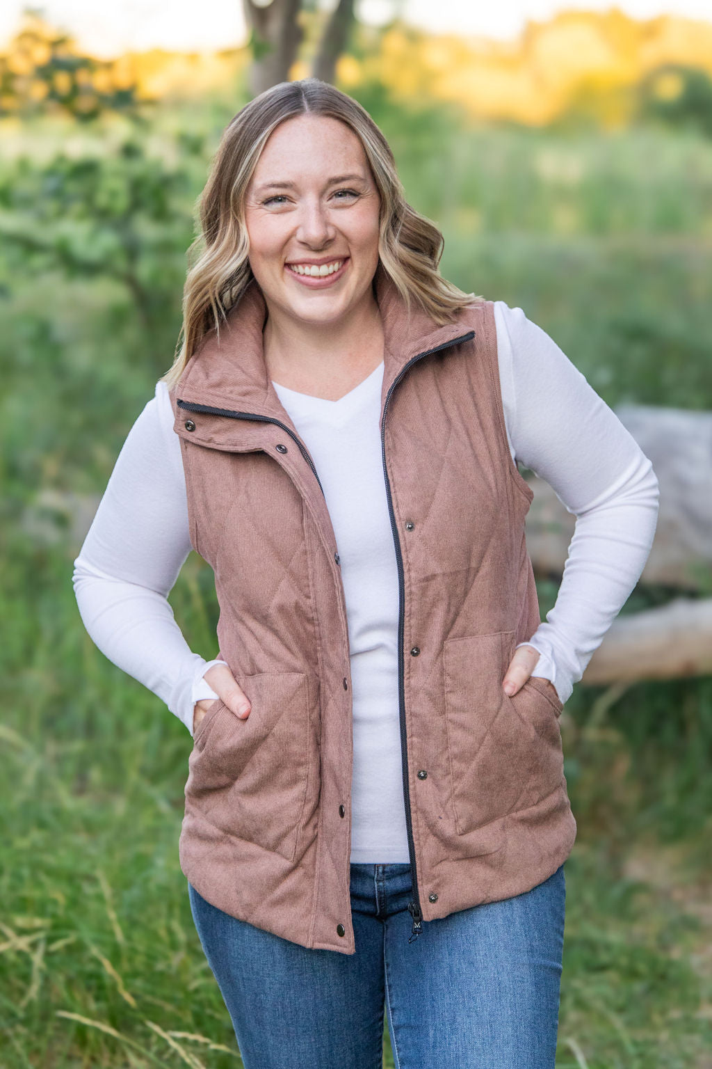 Corduroy Vest - Chestnut