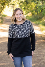 Load image into Gallery viewer, Natalie Pullover Top - Black Geometric
