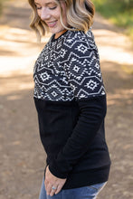 Load image into Gallery viewer, Natalie Pullover Top - Black Geometric
