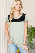 Load image into Gallery viewer, Contrast Round Neck Flounce Sleeve Top
