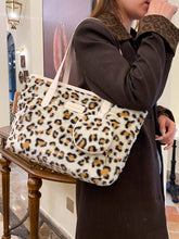 Load image into Gallery viewer, Leopard Faux Fur Tote Bag with Coin Purse (2 color options)
