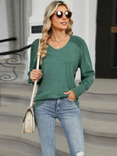 Load image into Gallery viewer, V-Neck Lantern Sleeve Top (multiple color options)
