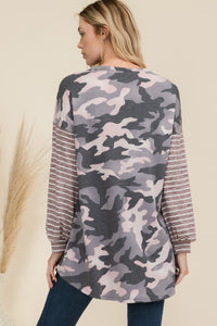 Camo Print High-Low T-Shirt with Stripe Sleeves