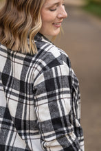 Load image into Gallery viewer, Norah Plaid Shacket - White and Black
