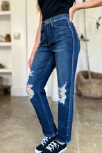 Load image into Gallery viewer, Judy Blue High Waist Rigid Magic Heavy Destroy Straight Jeans
