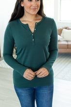 Load image into Gallery viewer, Harper Long Sleeve Henley Top - Evergreen
