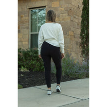 Load image into Gallery viewer, Black FLEECE Full Length Leggings with Pockets - Luxe by Julia Rose®
