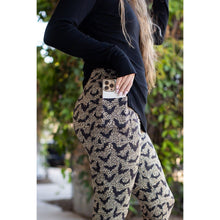 Load image into Gallery viewer, The Bianca - Leopard Bats Leggings - Luxe Leggings by Julia Rose®
