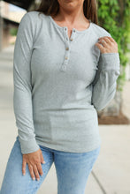 Load image into Gallery viewer, Brielle Henley Ribbed Long Sleeve Top - Light Grey
