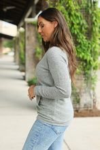 Load image into Gallery viewer, Hannah Pocket Pullover Top - Grey
