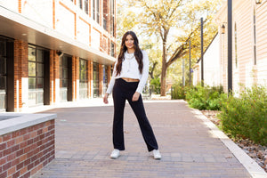 The Liz - Crossover 30"  Bootcut Leggings with Pockets - Luxe by Julia Rose®