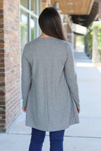 Load image into Gallery viewer, Classic Cardigan - Light Grey
