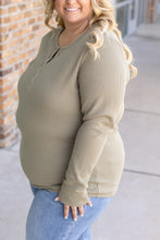 Load image into Gallery viewer, Harper Long Sleeve Henley Top - Olive
