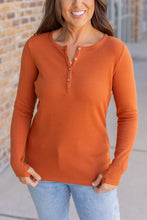 Load image into Gallery viewer, Harper Long Sleeve Henley Top - Pumpkin
