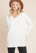 Load image into Gallery viewer, Checkered Long Sleeve V-Neck T-Shirt in White
