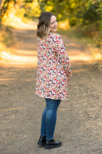 Load image into Gallery viewer, Classic Cardigan - Red Floral
