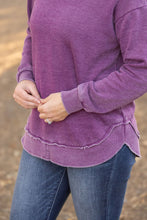 Load image into Gallery viewer, Vintage Wash Pullover - Purple
