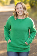 Load image into Gallery viewer, Vintage Wash Pocket Pullover - Green
