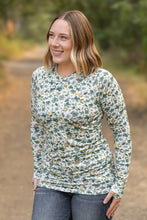 Load image into Gallery viewer, Blair Long Sleeve Top in Green Floral
