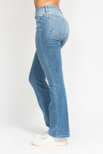 Load image into Gallery viewer, Judy Blue Medium Wash High Rise Bootcut Jeans
