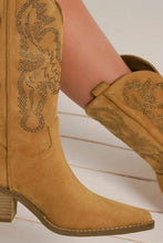 Load image into Gallery viewer, Rhinestone Detail Point Toe Boots
