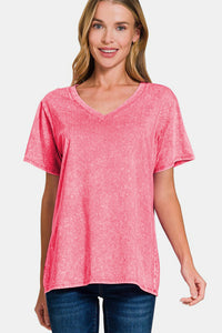 Washed Short Sleeve V-Neck T-Shirt in Strawberry