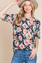 Load image into Gallery viewer, Floral Round Neck Top
