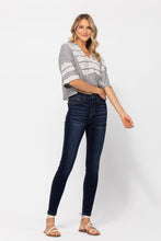 Load image into Gallery viewer, Judy Blue High Waist Handsand Skinny Jeans
