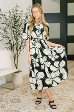 Load image into Gallery viewer, Art Show Puff Sleeve Midi Dress
