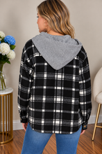 Load image into Gallery viewer, Chasing Cozy Fleece Jacket
