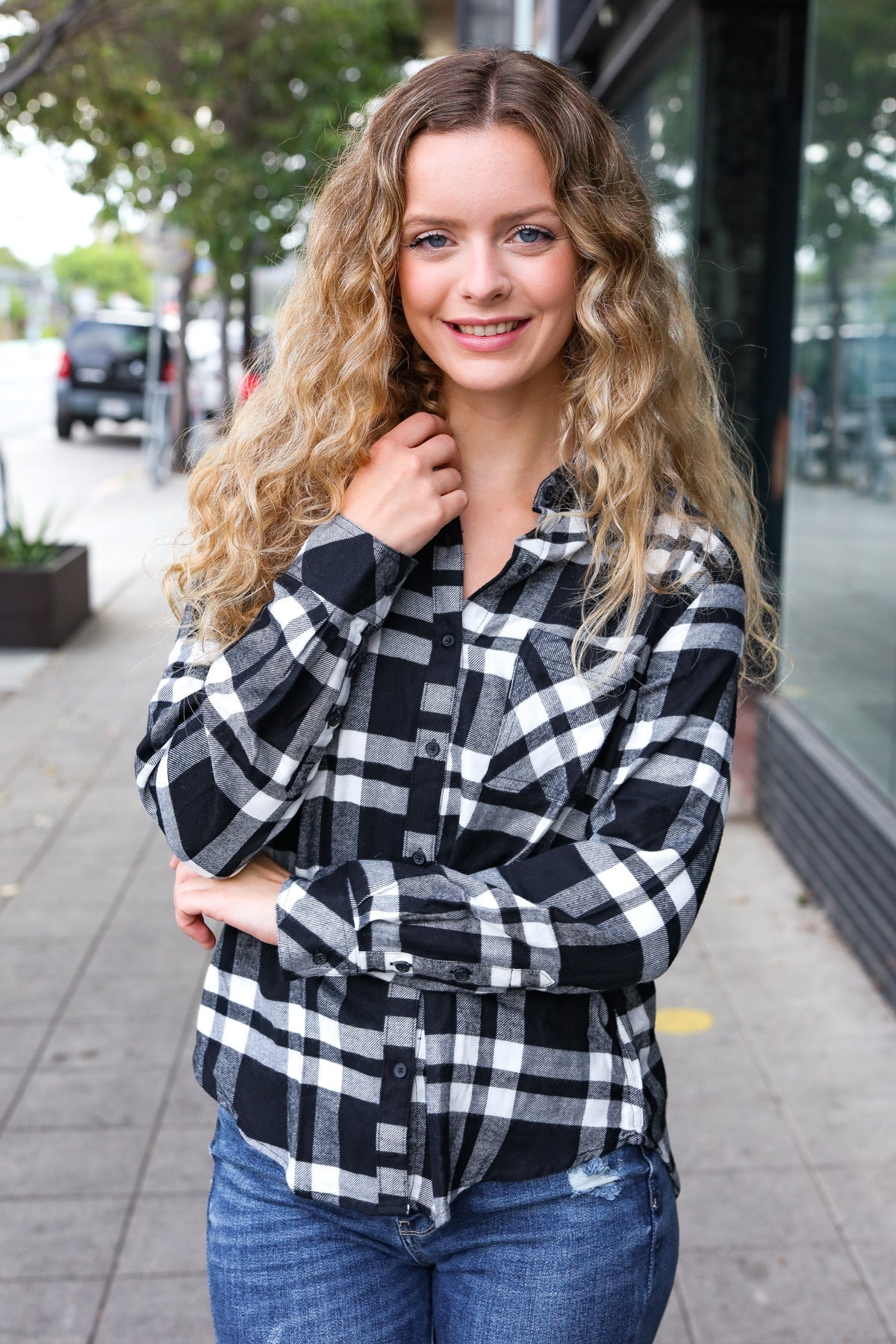 Casual Chic Plaid Button Down Long Sleeve Top in Black