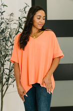 Load image into Gallery viewer, Counter Part Crinkle Woven V-Neck Top in Coral
