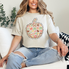 Load image into Gallery viewer, Bow Pumpkin Graphic Tee (multiple color options)
