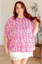 Load image into Gallery viewer, Essential Blouse in Fuchsia and White Paisley

