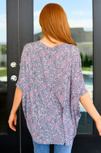Load image into Gallery viewer, Essential Blouse in Grey and Pink Paisley
