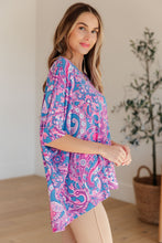 Load image into Gallery viewer, Essential Blouse in Purple Paisley
