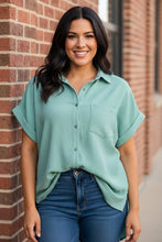 Load image into Gallery viewer, Midtown Chic Airflow Button-Down Shirt in Seafoam Blue
