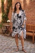 Load image into Gallery viewer, Monochrome Bloom Kimono
