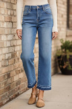 Load image into Gallery viewer, RISEN Slouchy Cropped  Boyfriend Jeans
