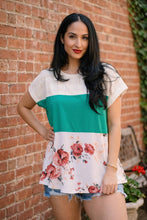 Load image into Gallery viewer, Wildgarden Lace Top
