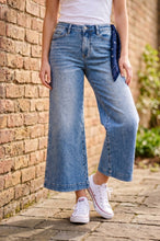 Load image into Gallery viewer, JUDY BLUE Bandana Babe Wide Leg Jeans
