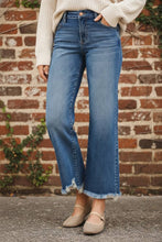 Load image into Gallery viewer, RISEN Mid Rise Crop Straight Jeans
