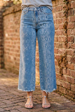 Load image into Gallery viewer, JUDY BLUE High Rise Ankle Wide Leg Jeans
