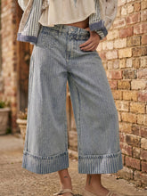 Load image into Gallery viewer, The East Coast Escape Cropped Jeans (2 color options)
